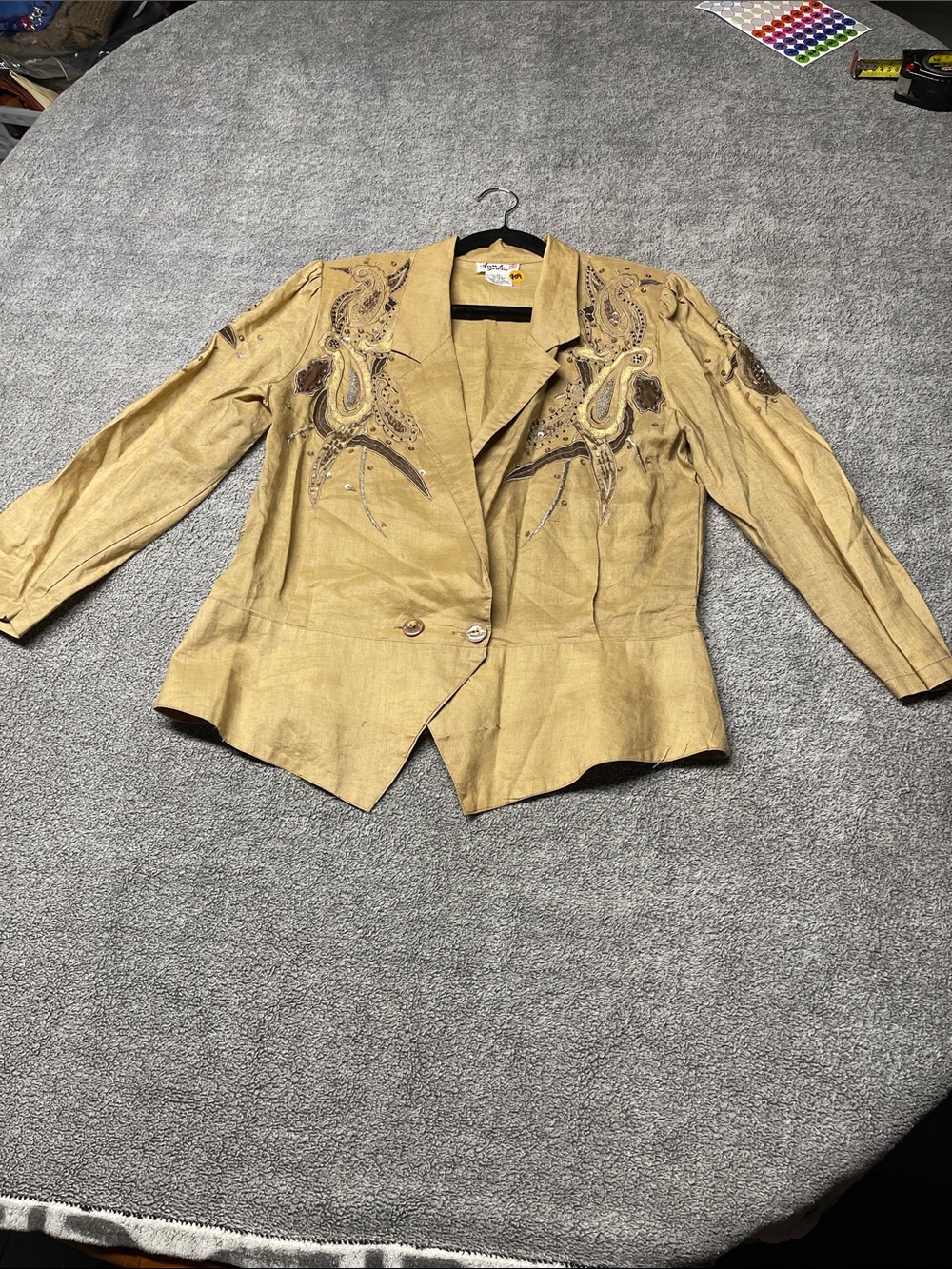 Vintage Embroidered Gold-Tan Women's Blazer Jacket with Button Accent